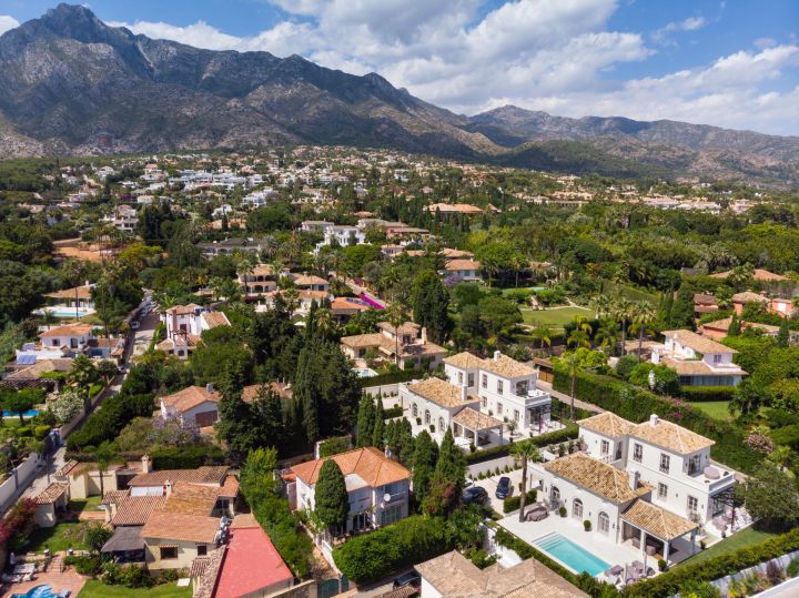 Villa avec 5 chambres et 6 salles de bain - Propriété élégante en première ligne de golf