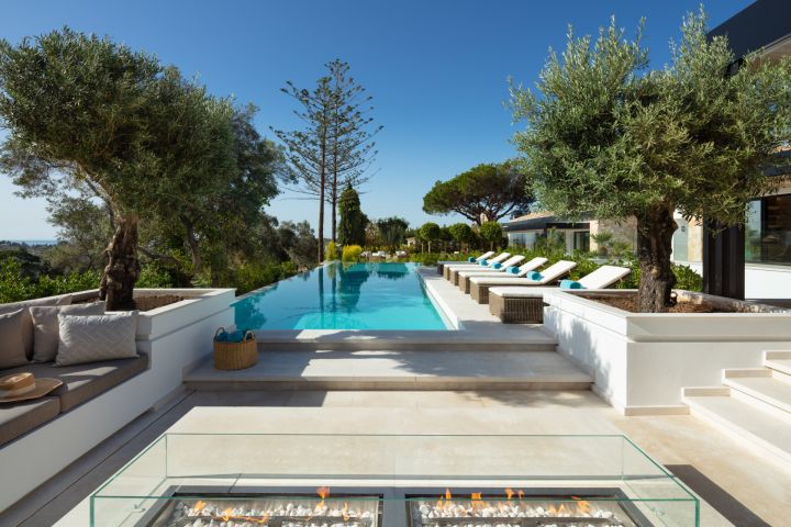 Villa Victoria - Spacious Home with Top-Tier Finishes