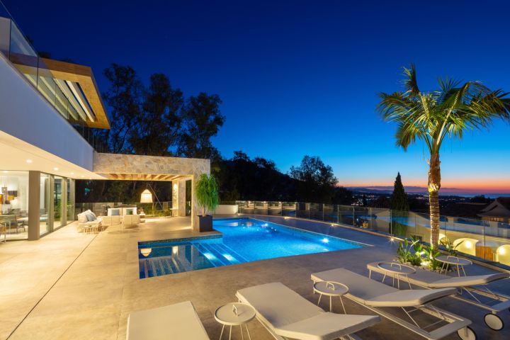 Villa Lupi - Bespoke Modern Home featuring Modern Design