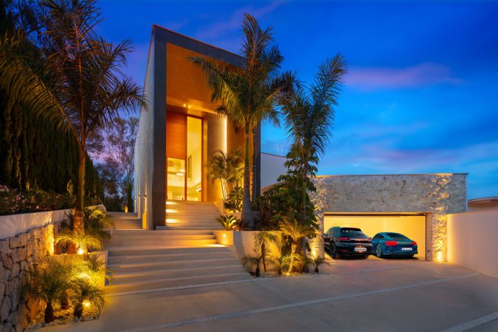 Villa Lupi - Bespoke Modern Home featuring Modern Design
