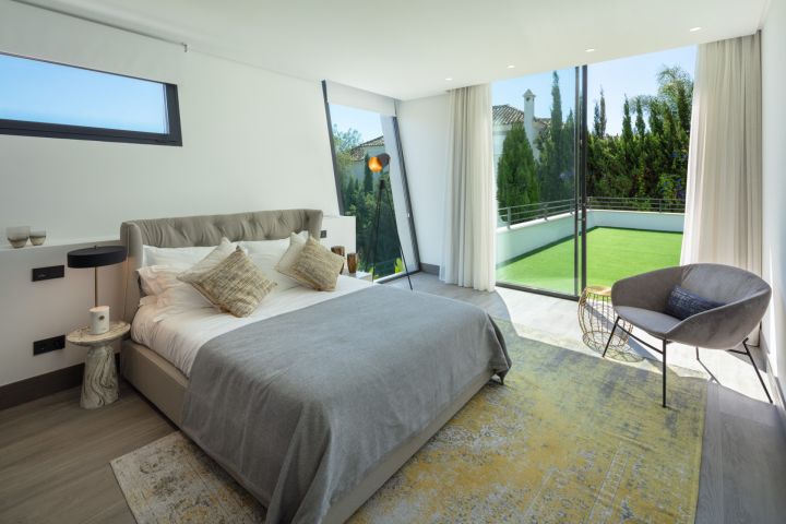 Alminar 5 - Modern Property with Andalusian Charm