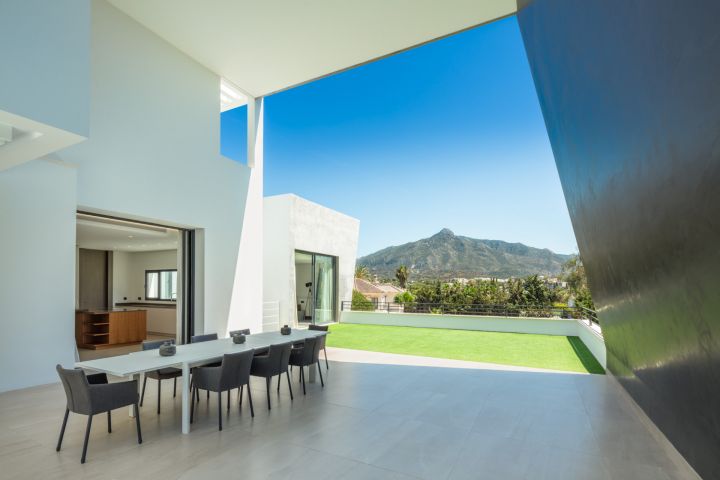 Alminar 5 - Modern Property with Andalusian Charm