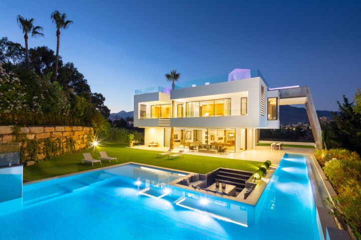 Alminar 5 - Modern Property with Andalusian Charm