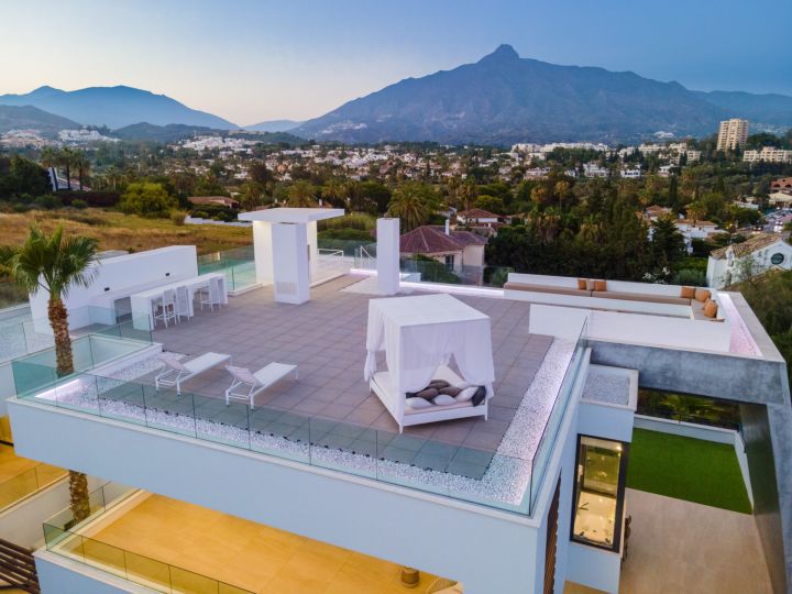Alminar 5 - Modern Property with Andalusian Charm