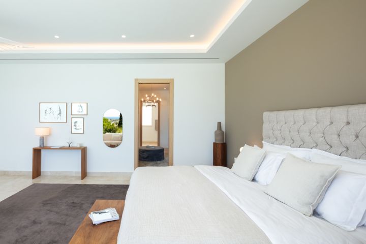 Villa con 6 dormitorios y 6 baños - Villa moderna y elegante en una urbanización privada