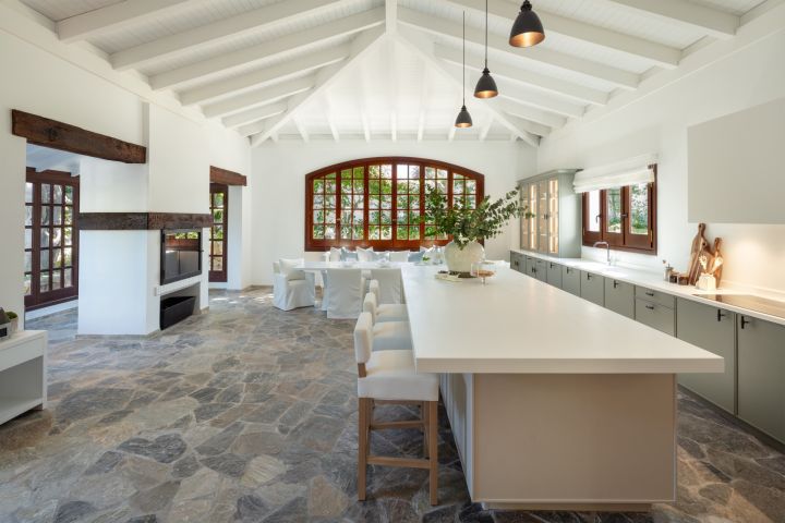 Villa avec 5 chambres et 5 salles de bain - Villa moderne avec vue imprenable sur la mer à Parcelas del Golf