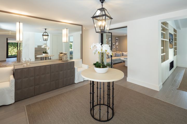 Villa avec 5 chambres et 5 salles de bain - Villa moderne avec vue imprenable sur la mer à Parcelas del Golf
