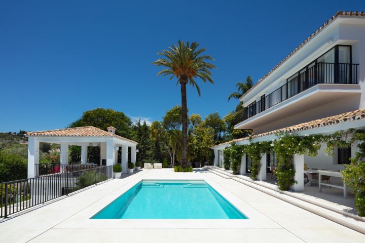 Villa avec 5 chambres et 5 salles de bain - Villa moderne avec vue imprenable sur la mer à Parcelas del Golf
