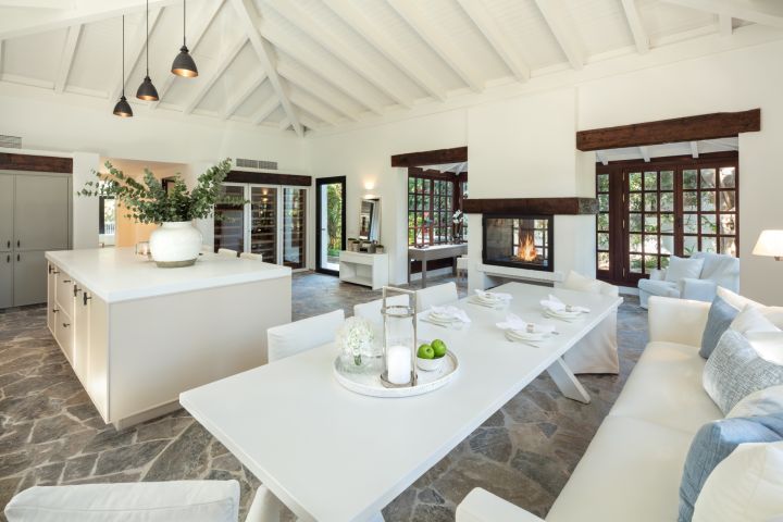 Villa avec 5 chambres et 5 salles de bain - Villa moderne avec vue imprenable sur la mer à Parcelas del Golf