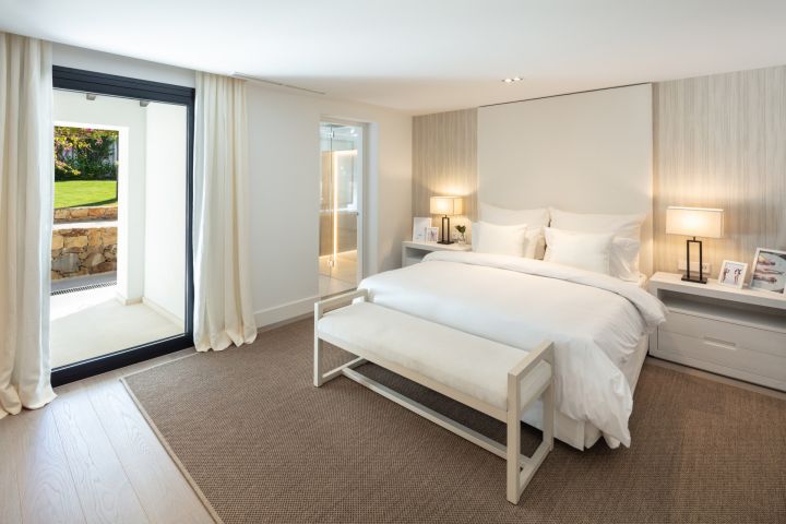 Villa avec 5 chambres et 5 salles de bain - Villa moderne avec vue imprenable sur la mer à Parcelas del Golf
