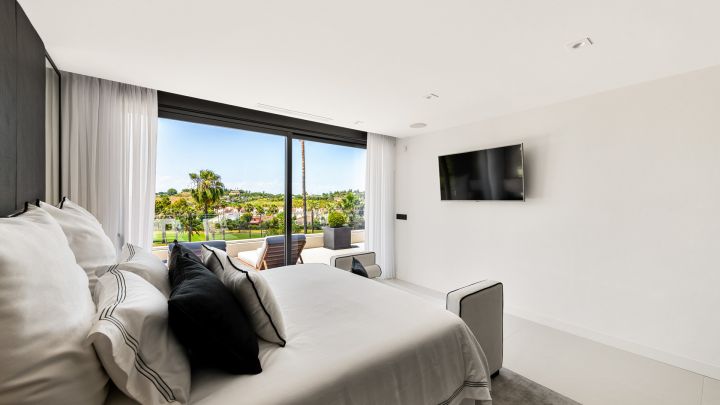 Villa Oak - Luxury Frontline Golf Property