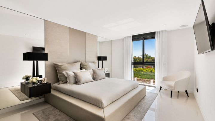 Villa Oak - Luxury Frontline Golf Property