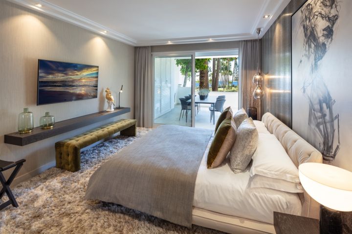 Dalia 1 - Modern Apartment with Andalusian Charm in Puente Romano