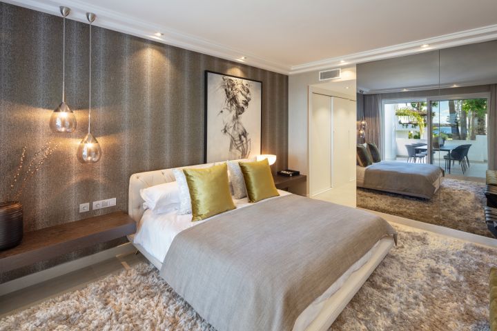 Dalia 1 - Modern Apartment with Andalusian Charm in Puente Romano