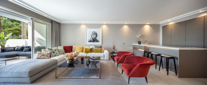 Dalia 1 - Modern Apartment with Andalusian Charm in Puente Romano