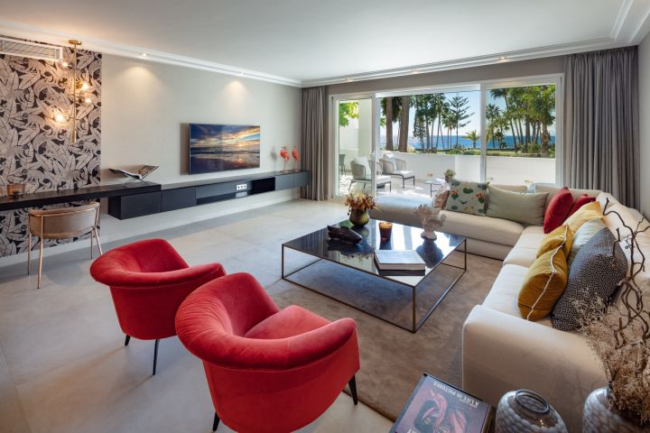 Dalia 1 - Modern Apartment with Andalusian Charm in Puente Romano