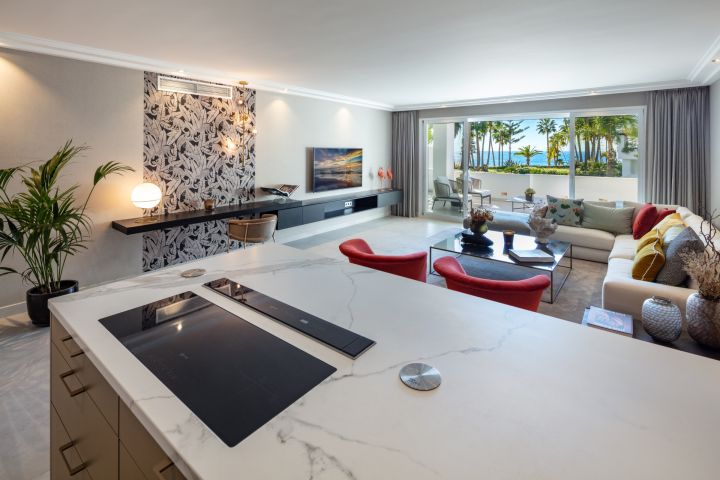 Dalia 1 - Modern Apartment with Andalusian Charm in Puente Romano