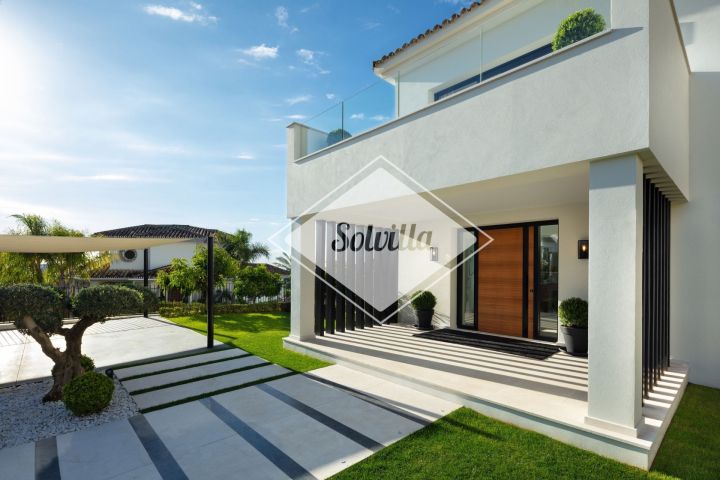 Villa Fortuna - Spacious Luxury Home in a Gated Community in Nueva Andalucia