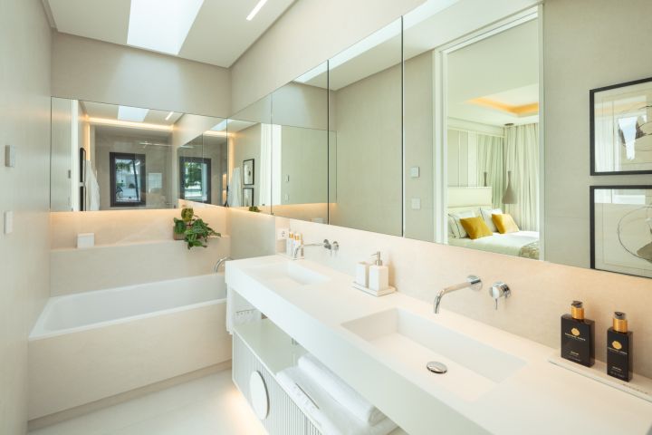 Villa Shiro - Villa spacieuse avec emplacement en première ligne de golf