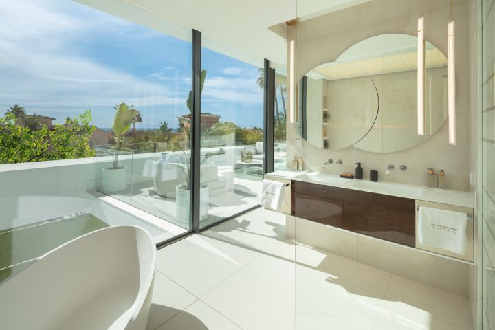 Villa Shiro - Villa spacieuse avec emplacement en première ligne de golf