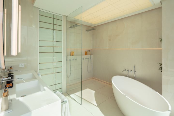 Villa Shiro - Villa spacieuse avec emplacement en première ligne de golf