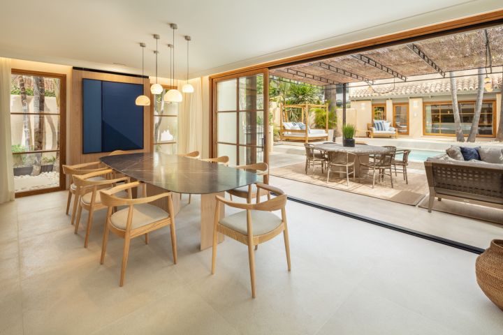 Goya 12 - Luxurious Home featuring Modern Design