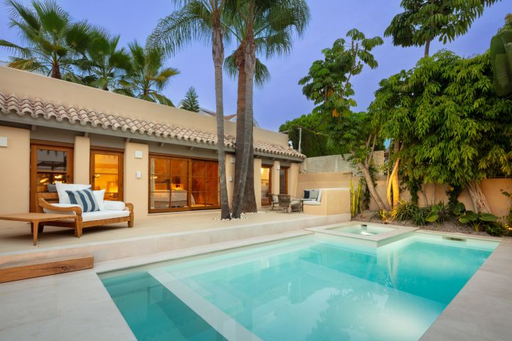 Goya 12 - Luxurious Home featuring Modern Design