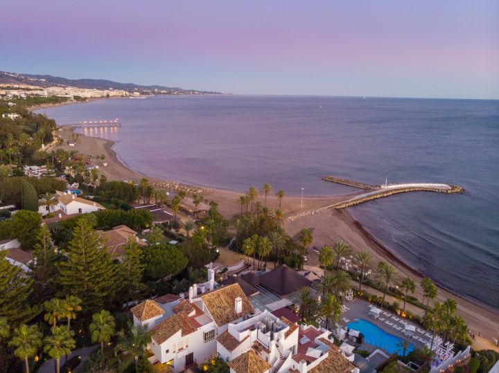 Drago 3.2 - Ático moderno en urbanización privada en Marina Puente Romano
