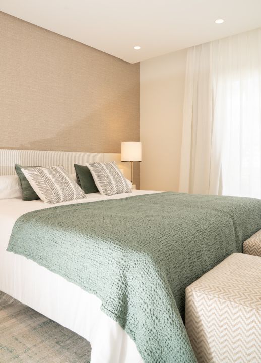 Drago 3.2 - Ático moderno en urbanización privada en Marina Puente Romano