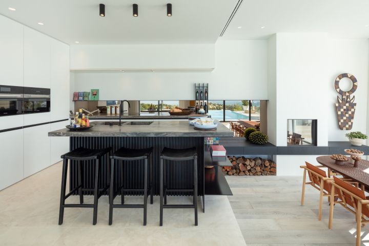 Camojan 45 - Bespoke Luxury Home with Top-Tier Finishes in Cascada de Camoján
