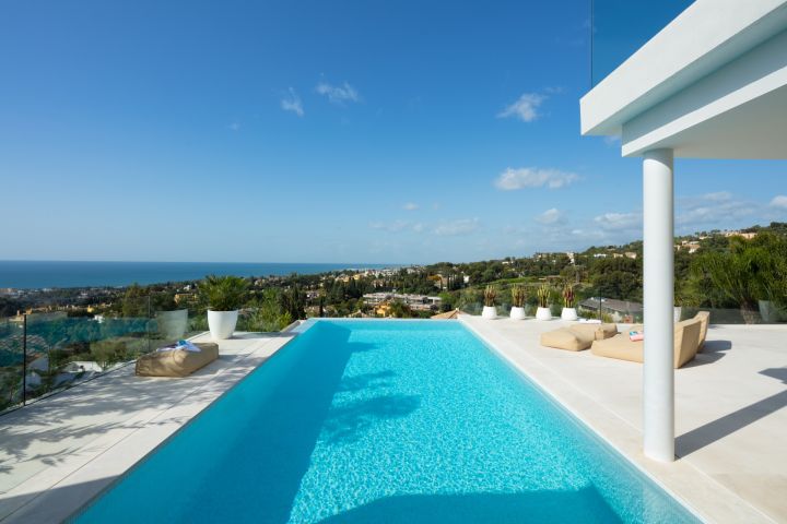 Camojan 45 - Bespoke Luxury Home with Top-Tier Finishes in Cascada de Camoján
