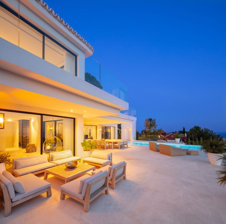 Camojan 45 - Bespoke Luxury Home with Top-Tier Finishes in Cascada de Camoján