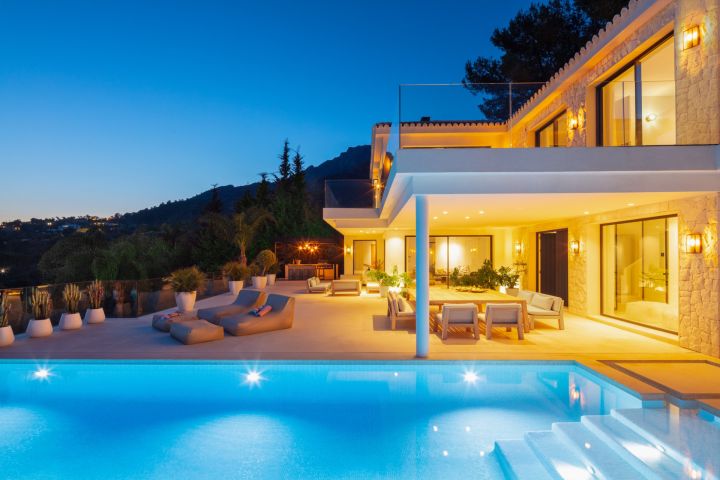 Camojan 45 - Bespoke Luxury Home with Top-Tier Finishes in Cascada de Camoján