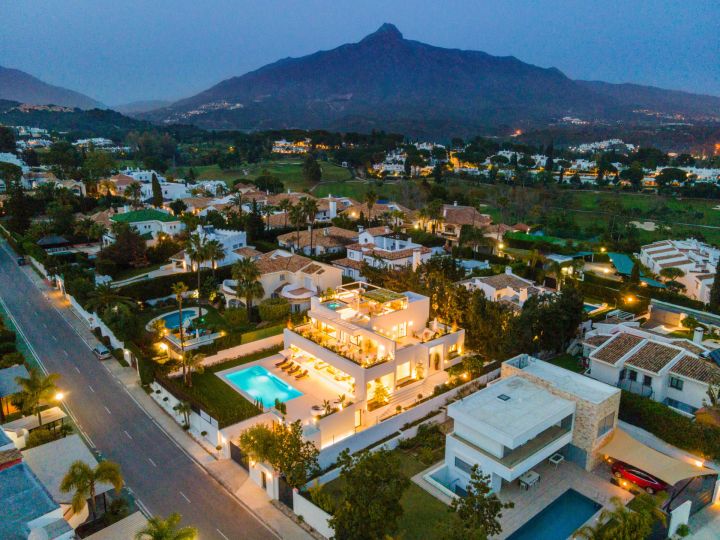 Aloha 151 - Impressive Property featuring Modern Design