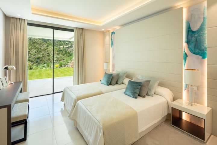 Villa avec 6 chambres et 6 salles de bain - Propriété contemporaine moderne au charme andalou à La Quinta