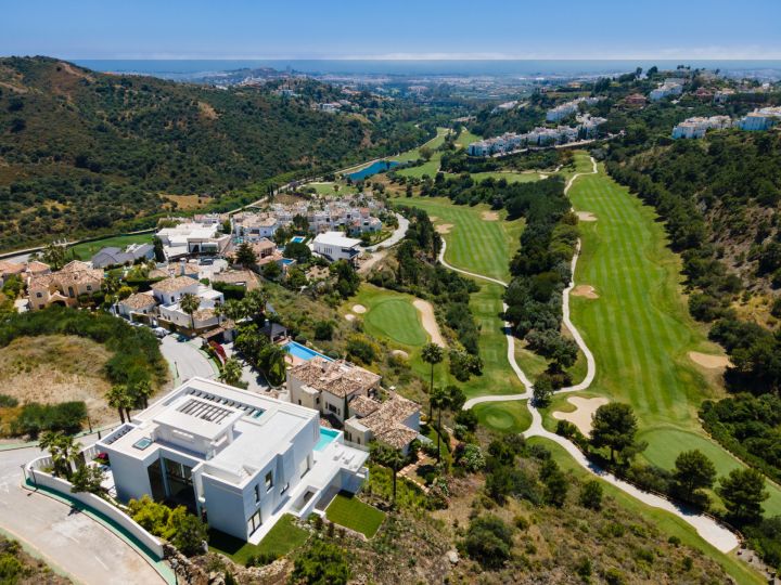Villa avec 6 chambres et 6 salles de bain - Propriété contemporaine moderne au charme andalou à La Quinta