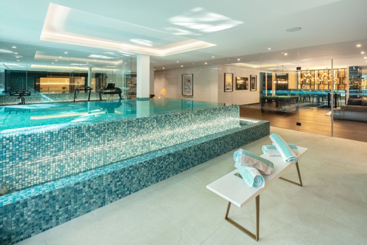 Villa Brisa - Propriété de luxe avec vue sur le golf à Nueva Andalucia