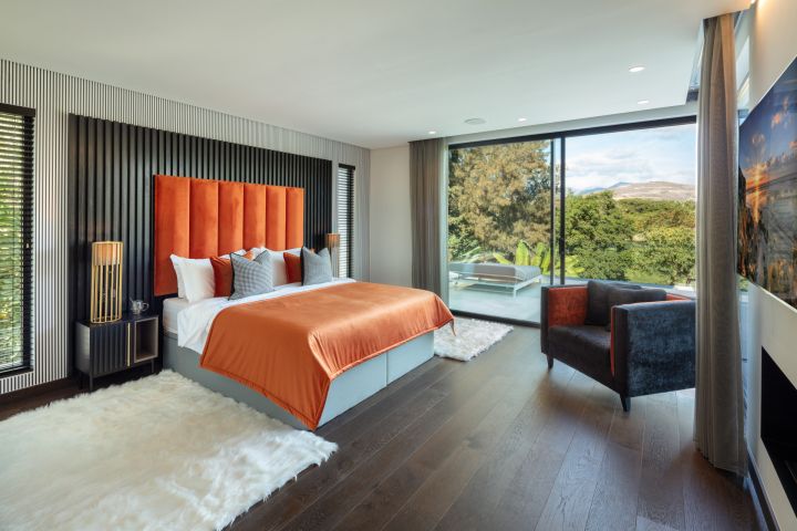 Villa Brisa - Propriété de luxe avec vue sur le golf à Nueva Andalucia