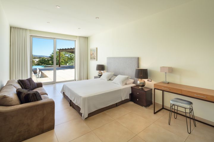 Generalife 11 - Elegant Property in a Gated Community in Nueva Andalucia