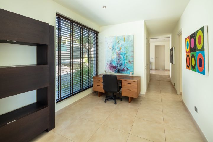 Generalife 11 - Elegant Property in a Gated Community in Nueva Andalucia