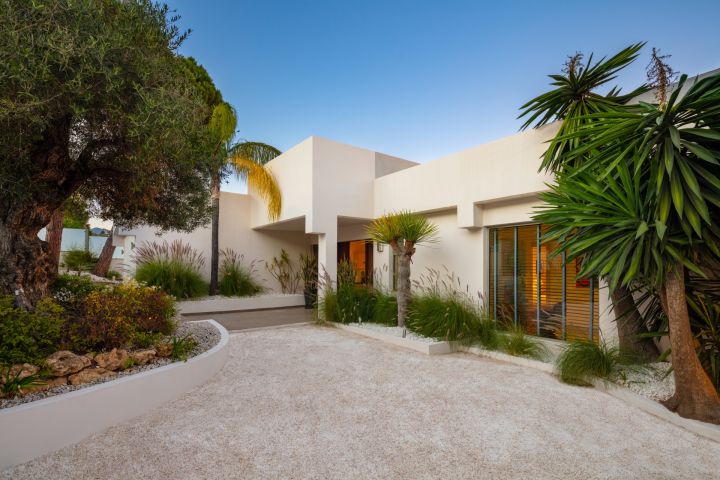 Generalife 11 - Elegant Property in a Gated Community in Nueva Andalucia