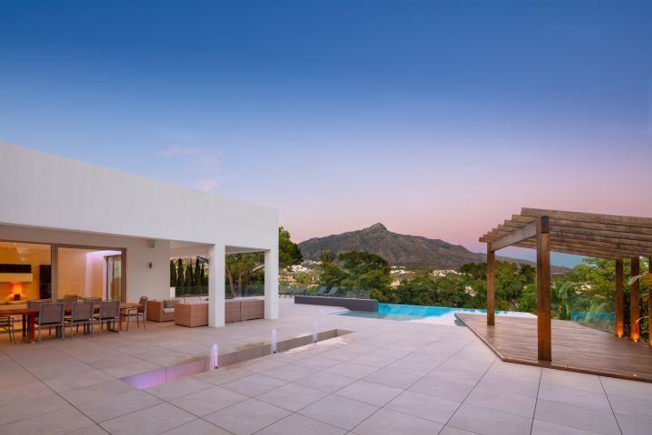 Generalife 11 - Elegant Property in a Gated Community in Nueva Andalucia