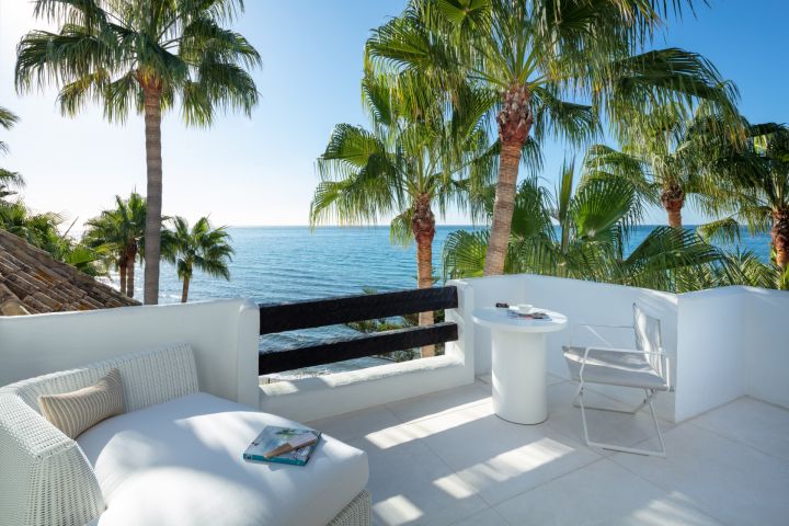 Palmetto - Exclusive Penthouse with Views to Golf