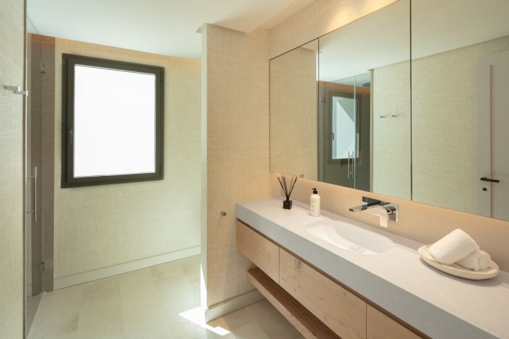 Tucan 14 - Modern Luxury Home offering Golf Views in Nueva Andalucia