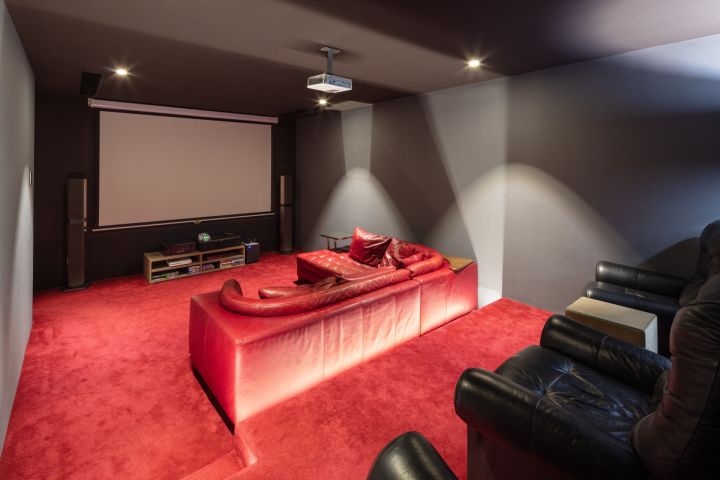 Villa Mistral - Stylish Luxury Property with Top-Tier Finishes