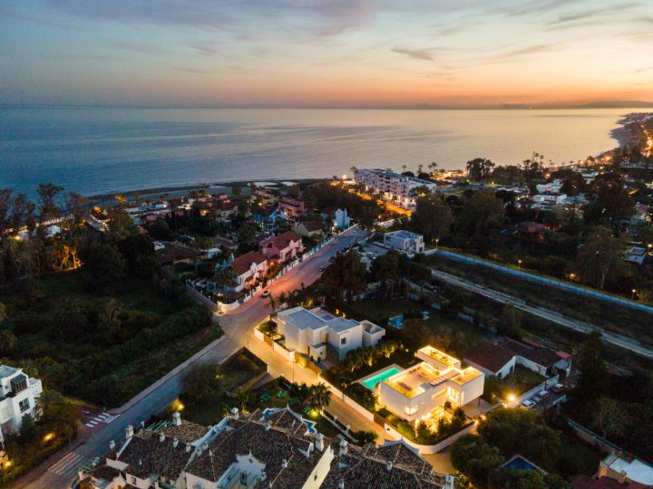 Villa Mistral - Stylish Luxury Property with Top-Tier Finishes