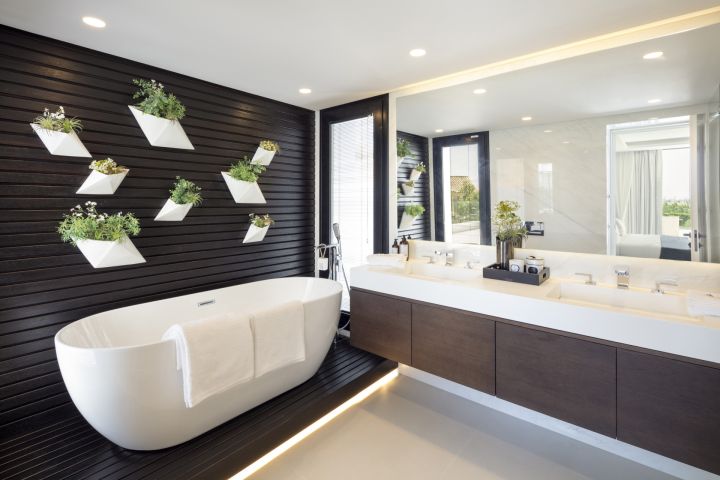 Lotus 5 - Luxury Property featuring Modern Design in Nueva Andalucia