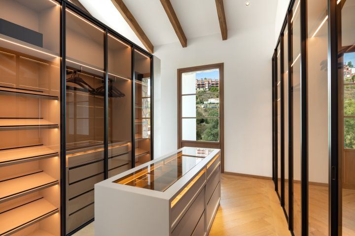 Spanish Corner - Villa 15 - Bespoke Luxury Property in a Gated Community