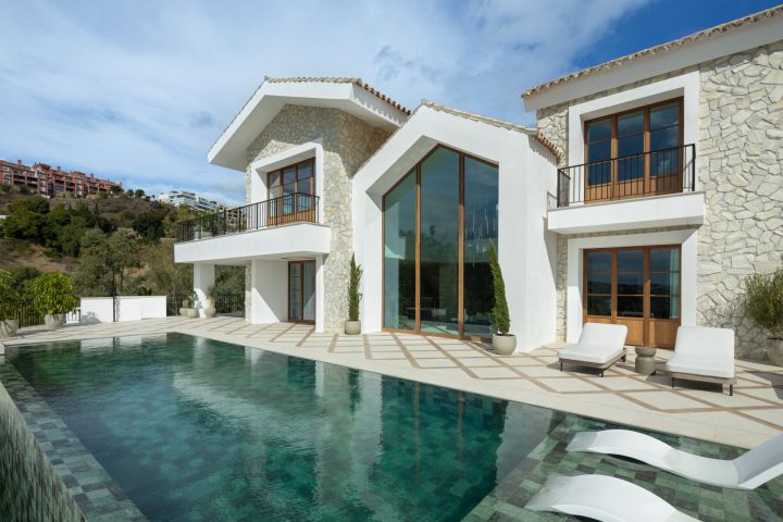 Spanish Corner - Villa 15 - Bespoke Luxury Property in a Gated Community
