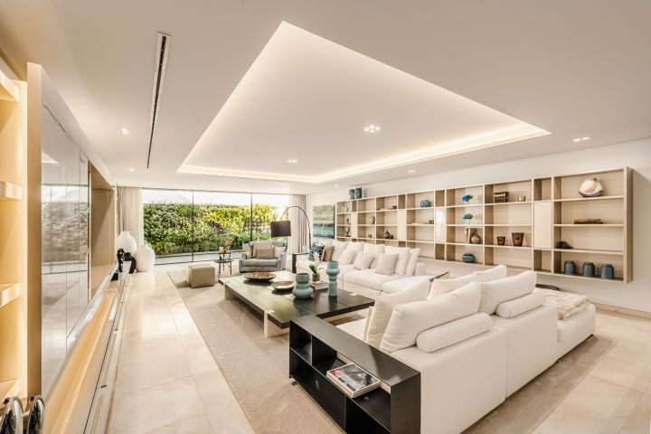 Cerquilla 38 - Elegant Modern Home with Stunning Sea Views in La Cerquilla